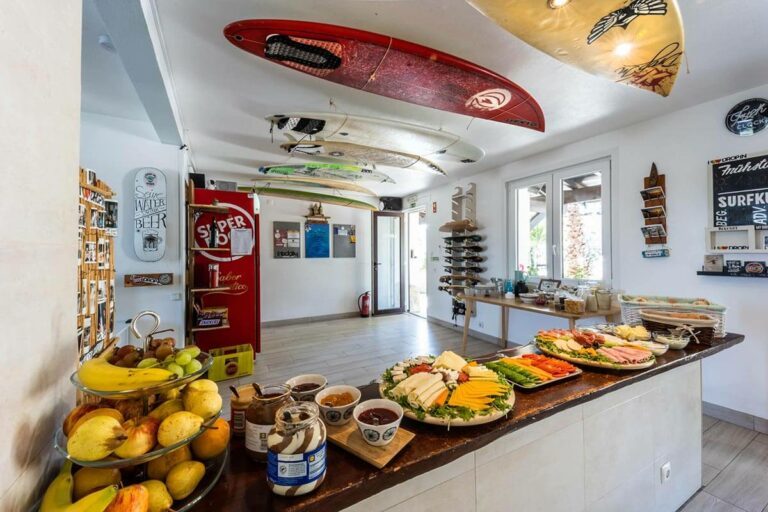 Drop-In-Surfcamp-Portugal-Resort-Breakfast-3